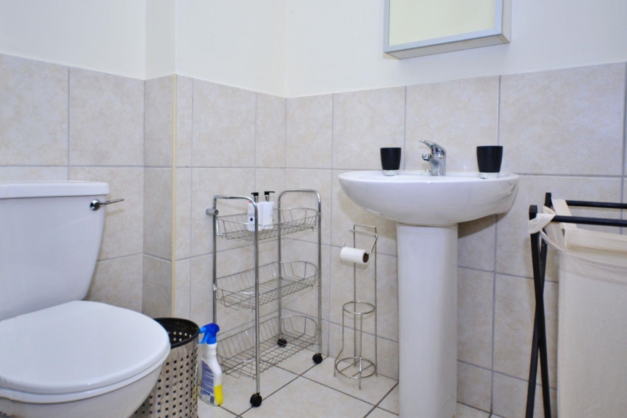 1 Bedroom Property for Sale in Cape Town City Centre Western Cape